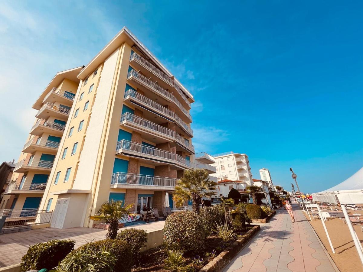 Appartamento Cima - Vista Mare, 3 Camere, Wifi, Family Apartment Lido di Jesolo Exterior foto